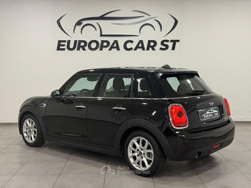 Usata Mini One D Hype 95 CV (69 kW) 2017 Nero Utilitaria