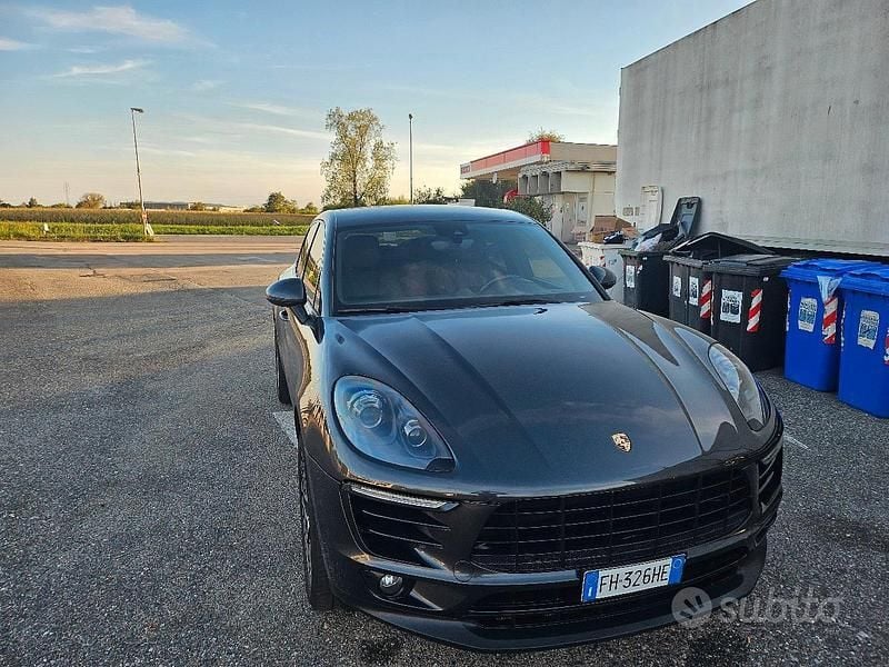 Usata 2017 Porsche Macan Turbo SUV | 29.999 € - Immagine 1/4