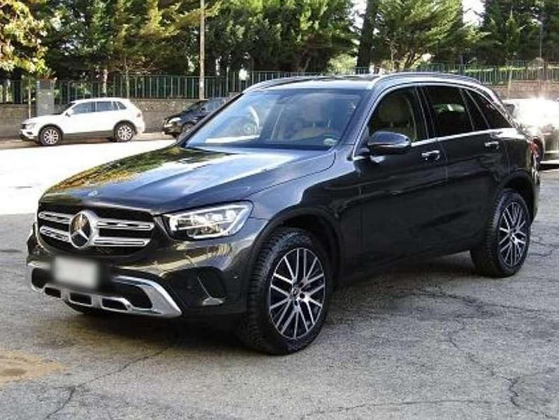 Usata Mercedes GLC300e 194 CV (142 kW) 2021 Grigio SUV