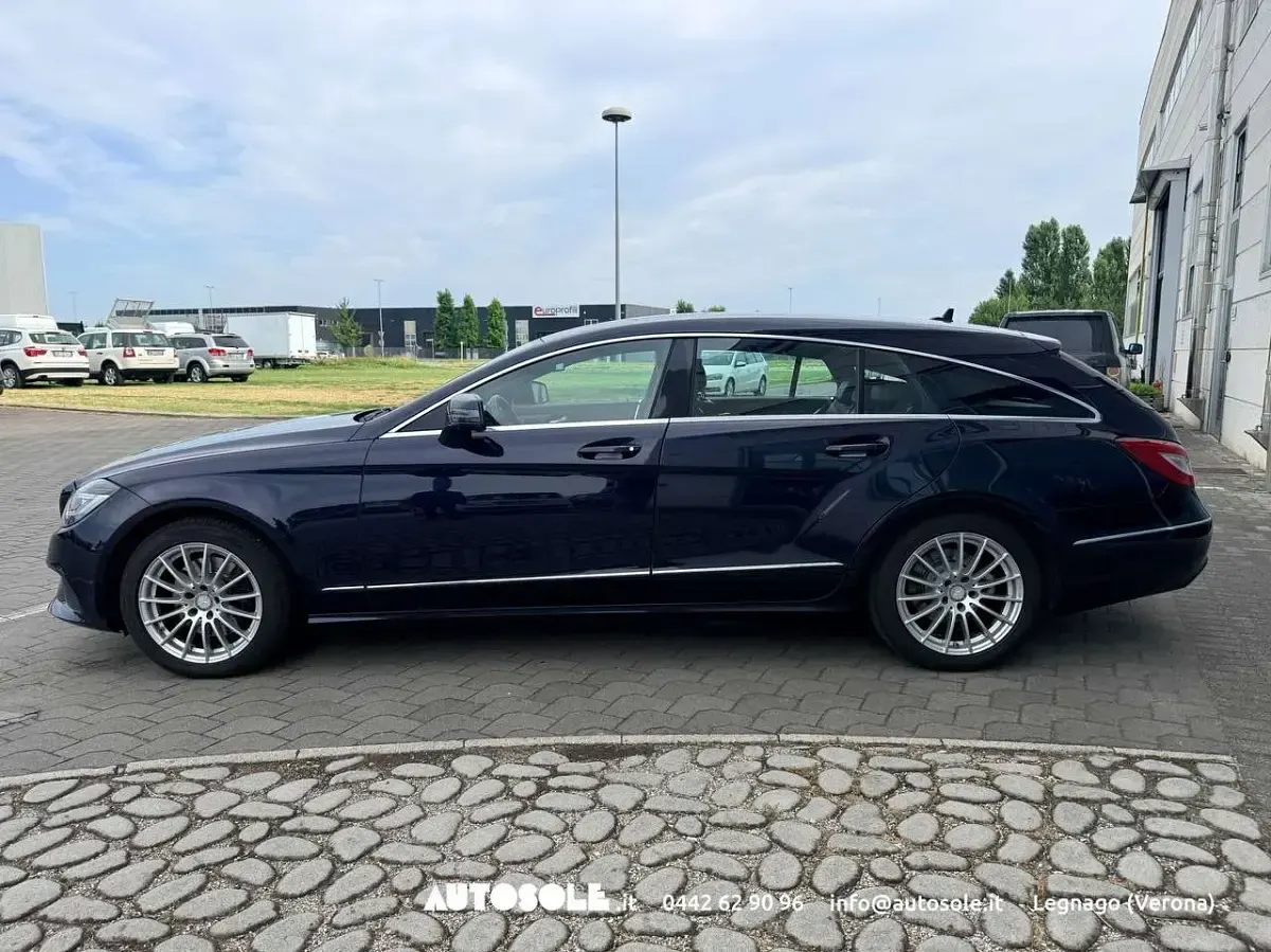 Usata Mercedes CLS250 Shooting Brake 204 CV (150 kW) 2015 Blu/azzurro Station wagon