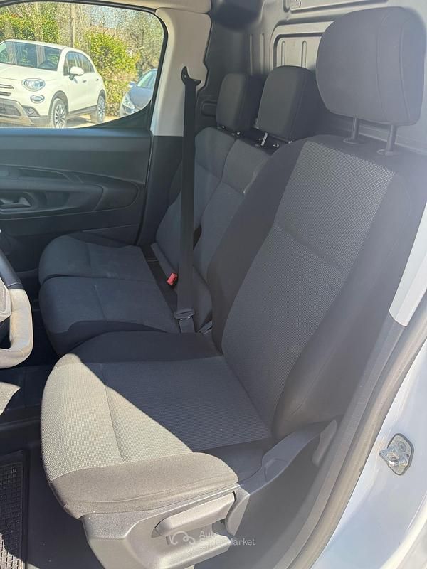 Usata Peugeot Partner 102 CV (75 kW) 2022 Bianco Monovolume