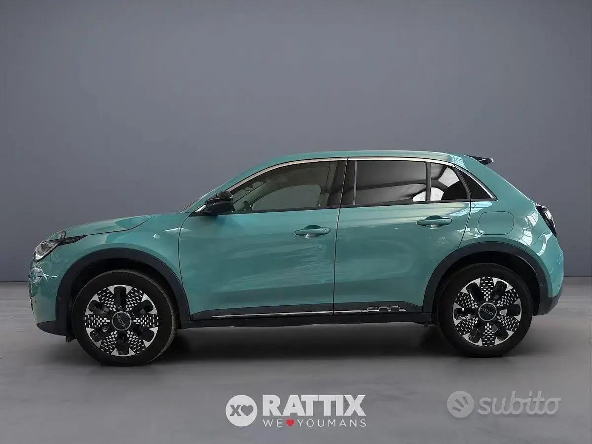 Nuova Fiat 600 La Prima 145 CV (106 kW) 2025 Bluazzurro SUV