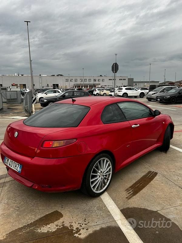Usata Alfa Romeo GT 150 CV (110 kW) 2004 Coupé