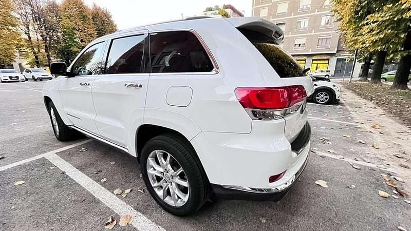 Usata Jeep Grand Cherokee Summit 250 CV (183 kW) 2016 Bianco SUV