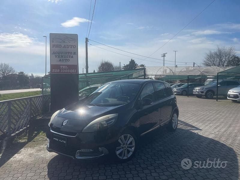 Usata Renault Scénic III Dynamique 110 CV (80 kW) 2012 Nero Monovolume