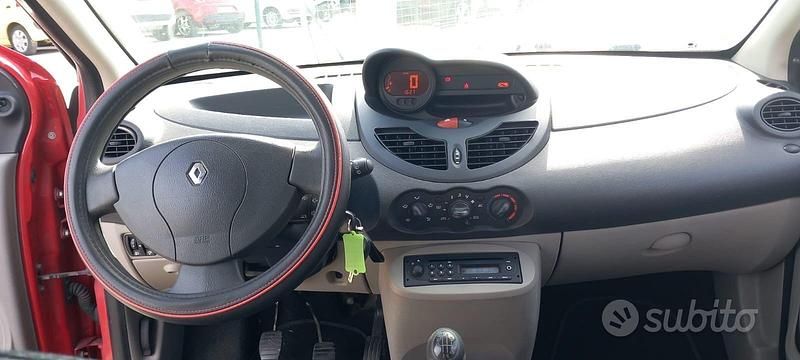 Usata Renault Laguna III 140 CV (102 kW) 2009 Rosso Berlina