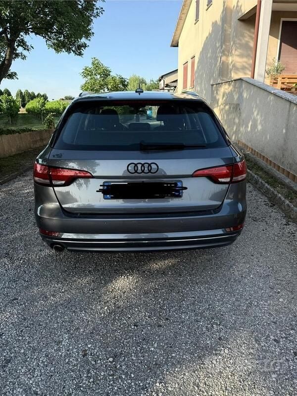 Usata Audi A4 150 CV (110 kW) 2017 Grigio Station wagon