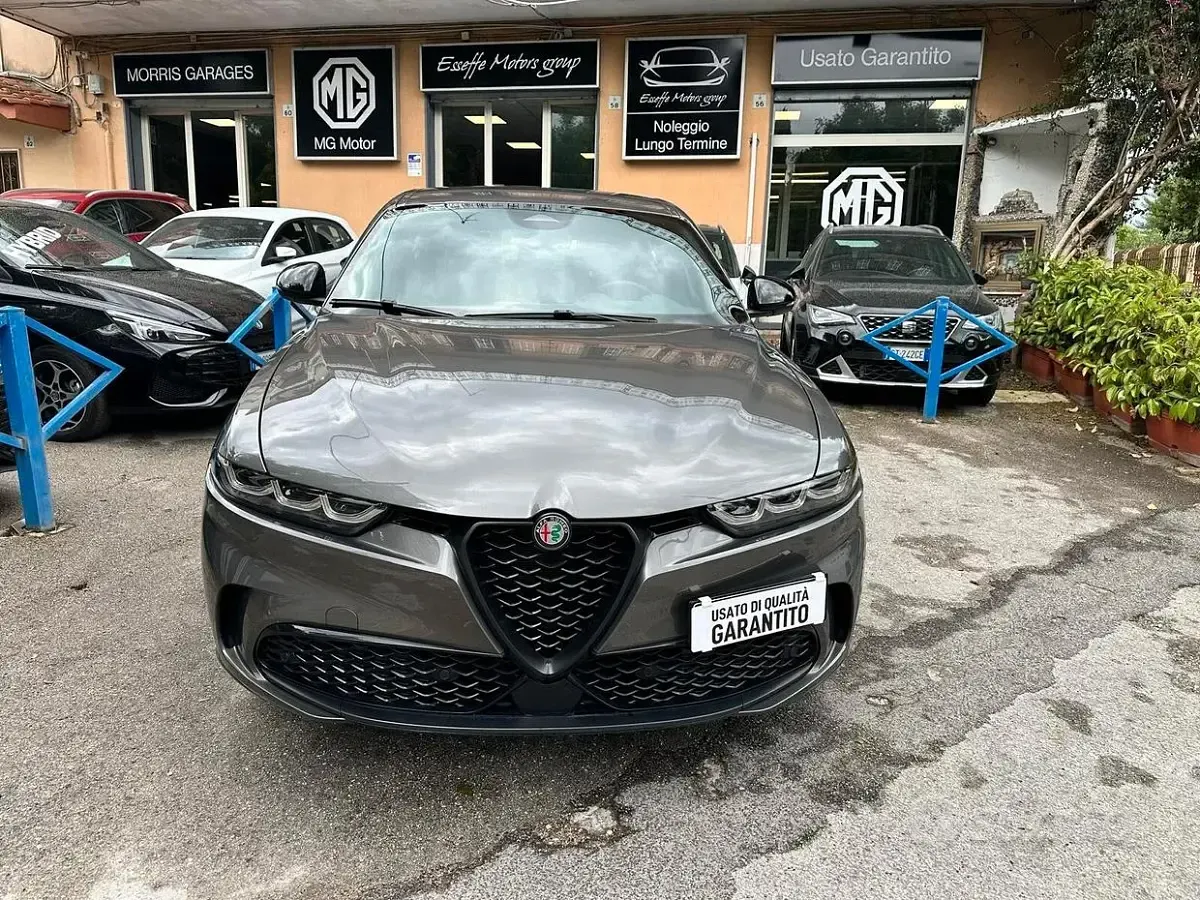 Usata Alfa Romeo Tonale Sprint 131 CV (96 kW) 2025 Grigio SUV