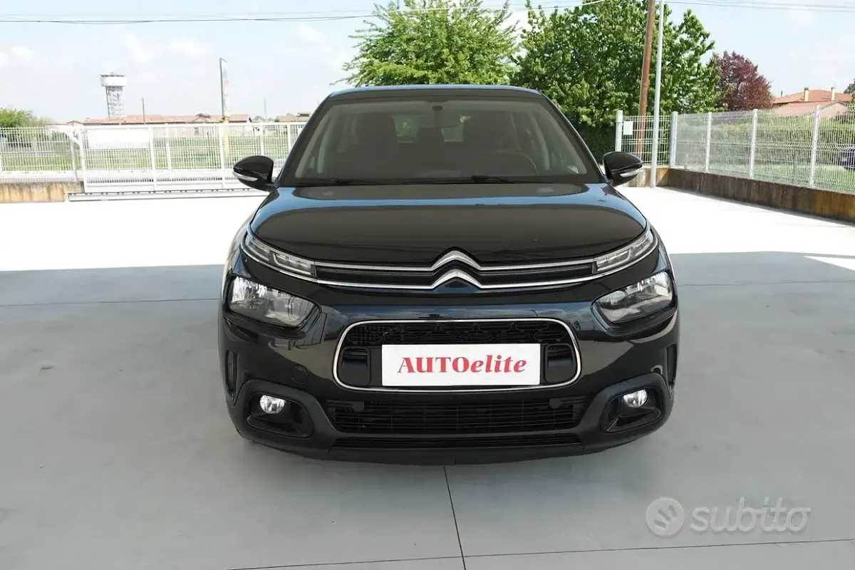 Usata Citroën C4 Cactus Shine 102 CV (75 kW) 2019 Nero Utilitaria