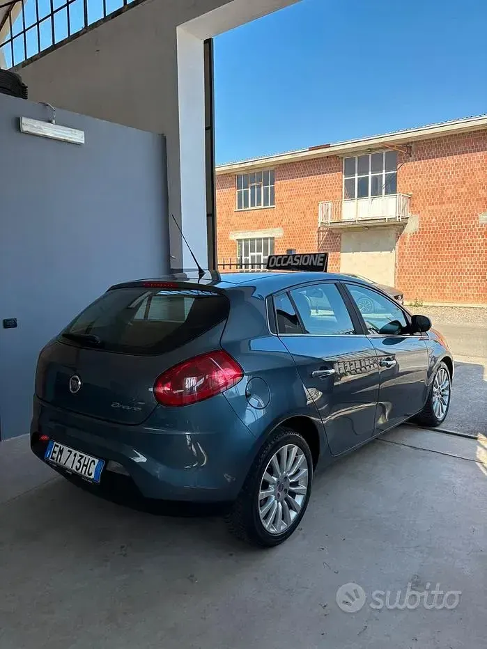Usata Fiat Bravo Emotion 120 CV (88 kW) 2012 Blu Utilitaria