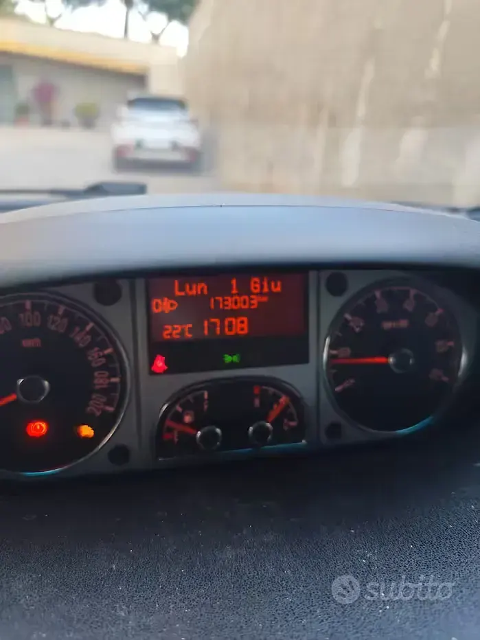 Usata Lancia Musa 77 CV (56 kW) 2013 Nero Monovolume
