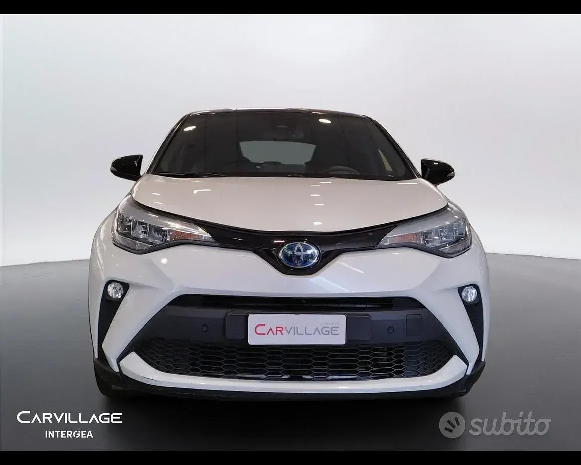 Usata Toyota C-HR Trend 184 CV (135 kW) 2022 Bianco SUV