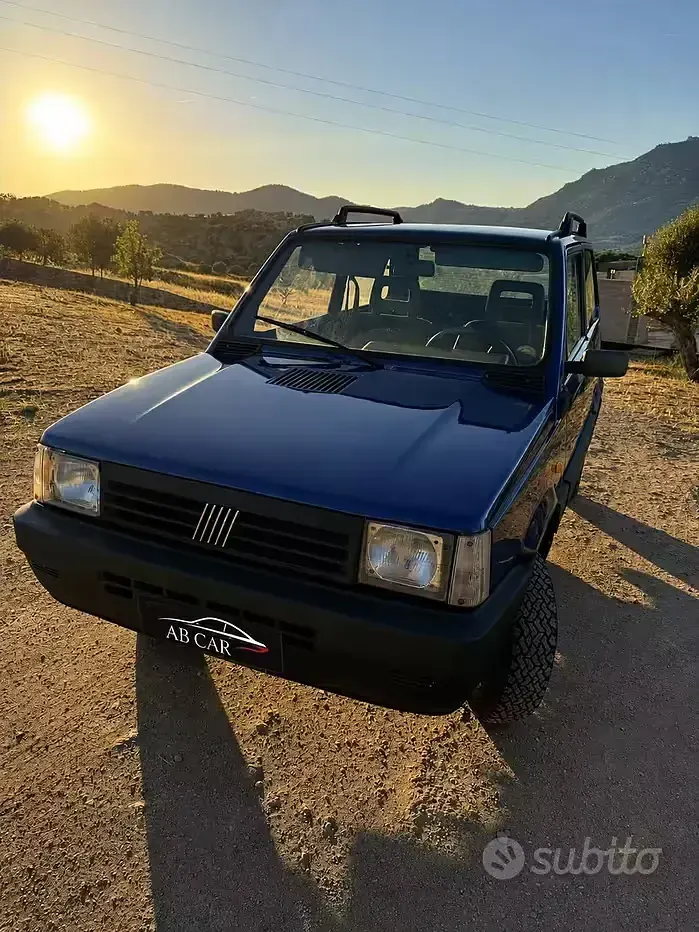 Usata Fiat Panda 4x4 Club 54 CV (39 kW) 1996 Bluazzurro Utilitaria