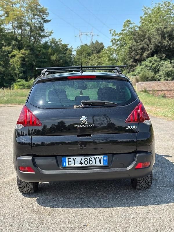 Usata Peugeot 3008 Business-Line 115 CV (84 kW) 2015 Nero Station wagon