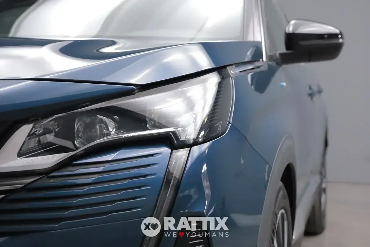 Usata Peugeot 3008 GT 225 CV (165 kW) 2021 Blue celebes SUV