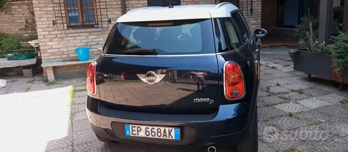 Usata Mini Cooper D 68 CV (50 kW) 2015 Grigio Utilitaria