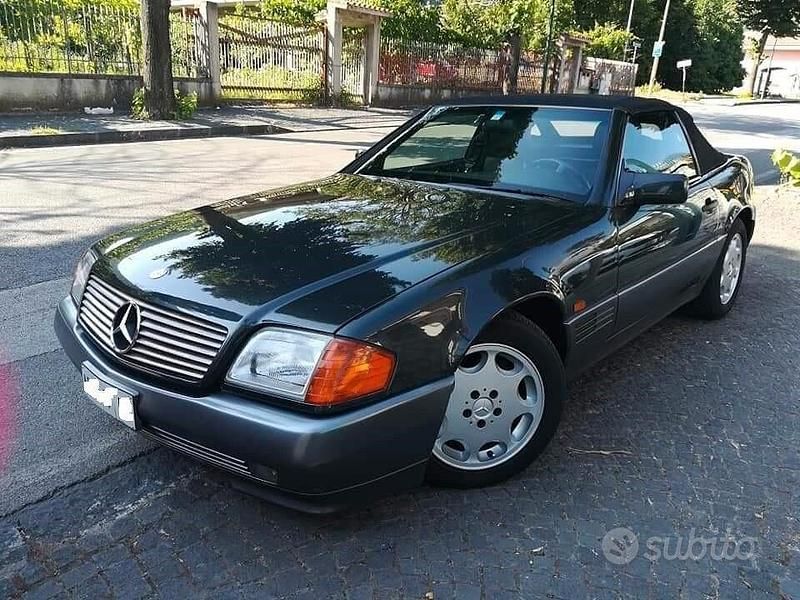 Usata Mercedes SL300 231 CV (169 kW) 1992 Grigio Cabrio