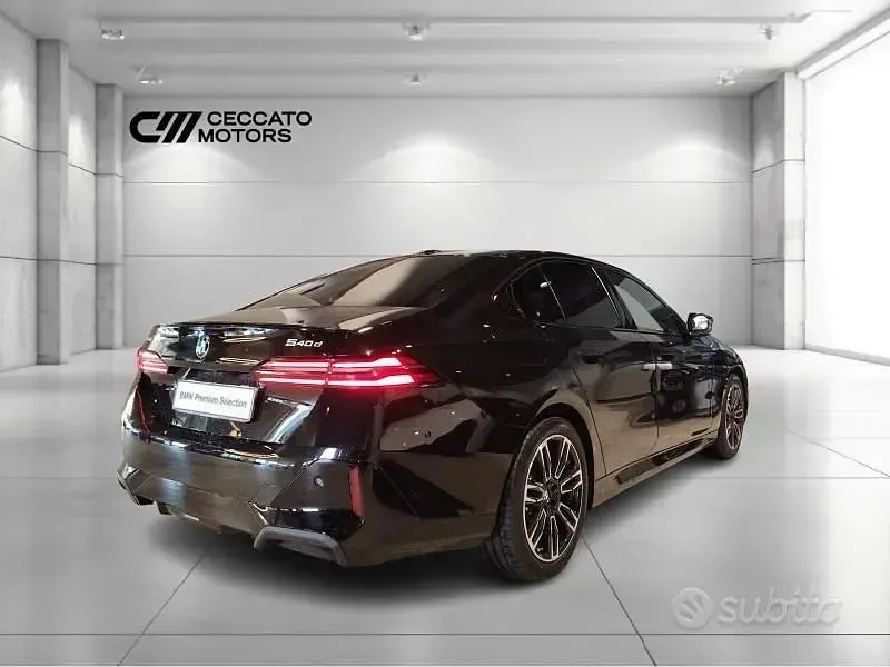 Usata BMW 540 M Sport 303 CV (222 kW) 2025 Nero Berlina
