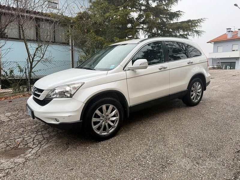 Bianco Usata 2012 Honda CR-V SUV | 7900 € (Ottimo prezzo) - Immagine 1/4