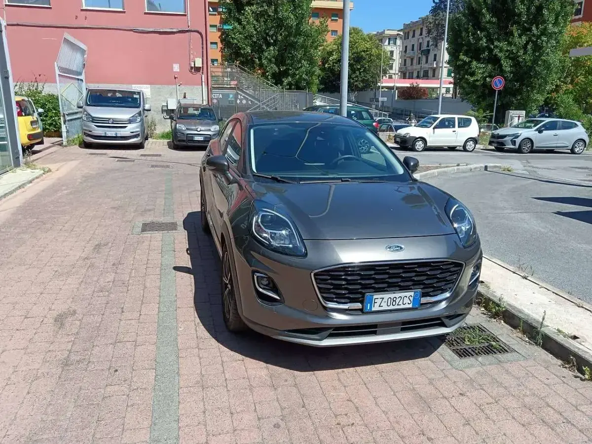 Usata Ford Puma Titanium S 125 CV (91 kW) 2020 Nero SUV
