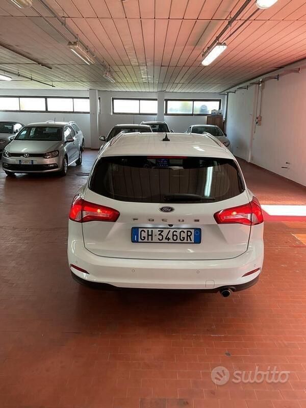 Usata Ford Focus Business Edition 120 CV (88 kW) 2021 Bianco Station wagon