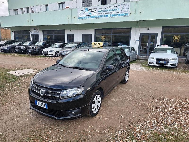 Usata Dacia Sandero 75 CV (55 kW) 2014 Bianco Utilitaria