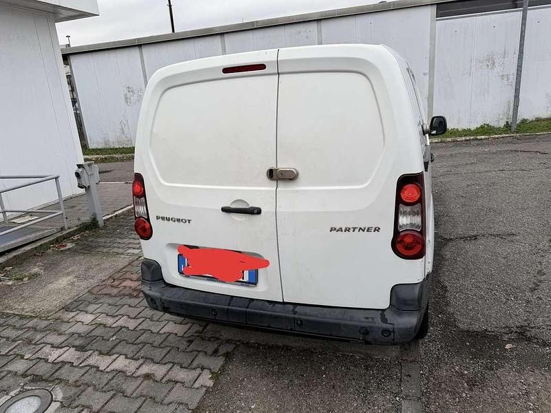 Usata Peugeot Partner 65 CV (47 kW) 2014 Bianco Monovolume