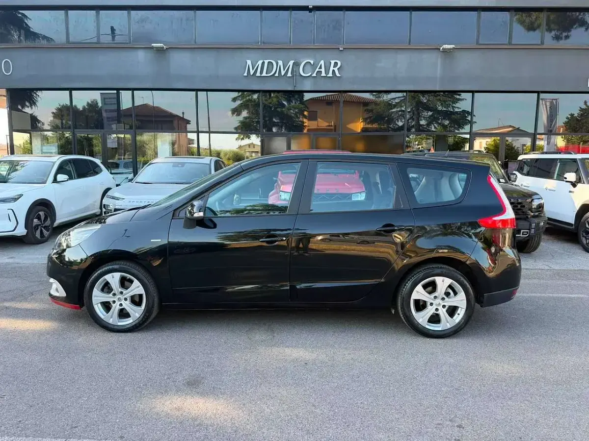 Usata Renault Scenic E-Tech 110 CV (80 kW) 2015 Nero Monovolume