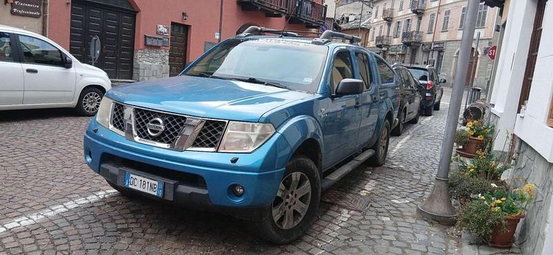 Usata Nissan Navara XE 171 CV (125 kW) 2006 Pick-up
