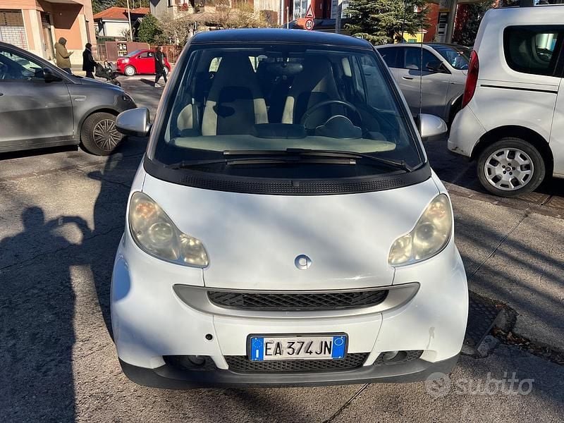 Usata Smart ForTwo Coupé 71 CV (52 kW) 2010 Bianco Coupé