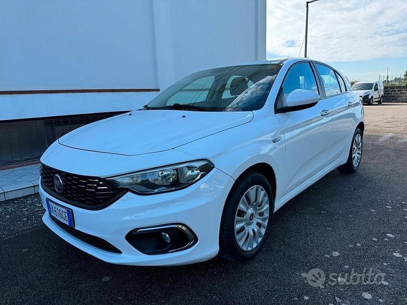 Usata Fiat Tipo 2017 Bianco Berlina