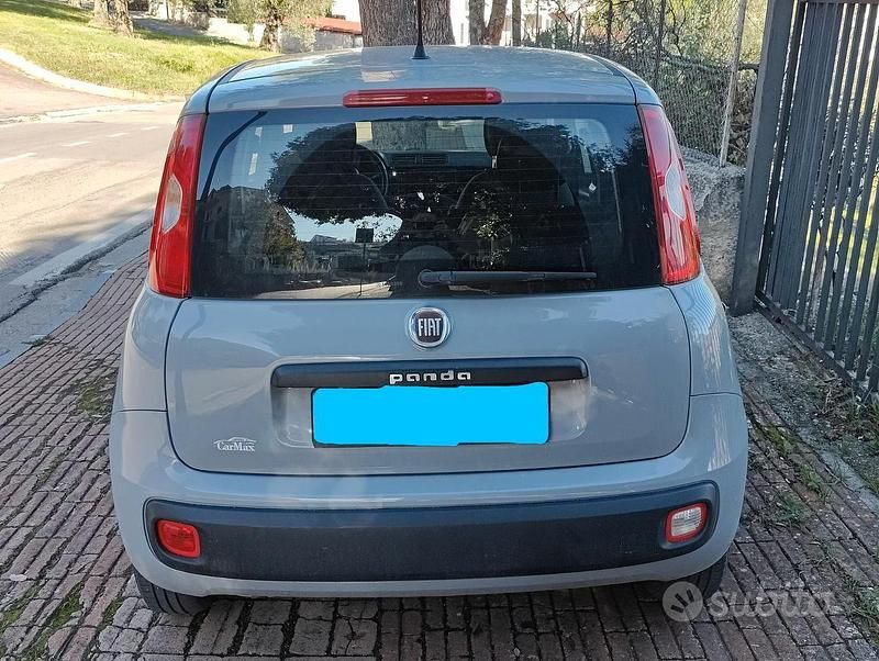 Grigio Usata 2019 Fiat Panda Tre volumi | 6500 € (Ottimo prezzo) - Immagine 1/4
