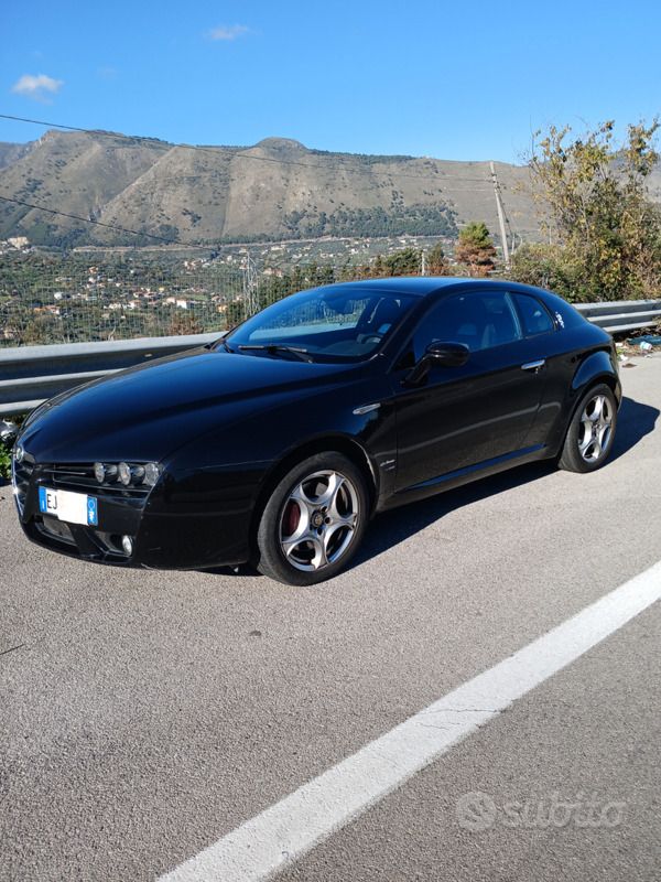 Usata 2011 Alfa Romeo Brera Coupé | 12.000 € (Cara) - Immagine 1/4