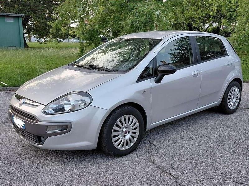 Usata Fiat Punto Evo Emotion 95 CV (69 kW) 2010 Grigio Utilitaria