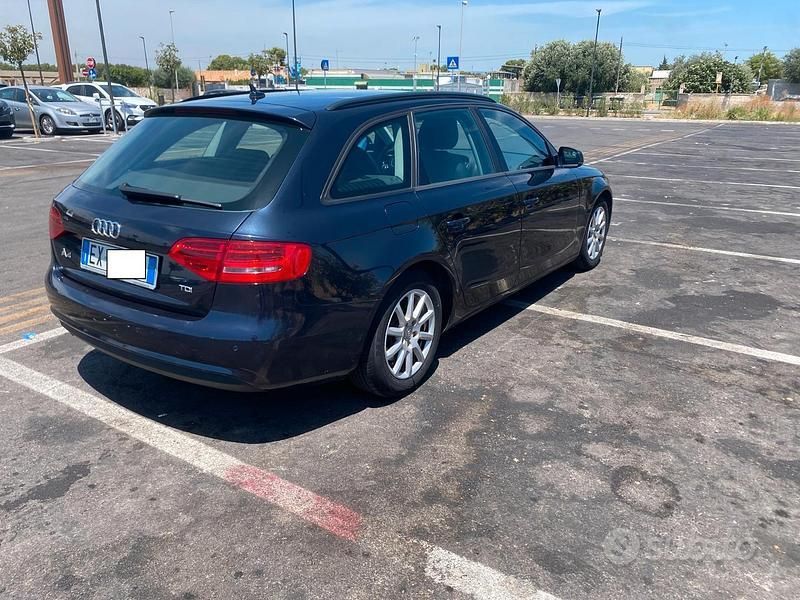 Usata Audi A4 Ambiente 136 CV (100 kW) 2012 Blu Station wagon