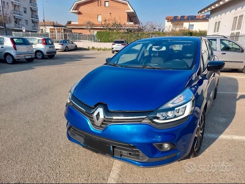 Usata Renault Clio IV 90 CV (66 kW) 2018 Blu Berlina