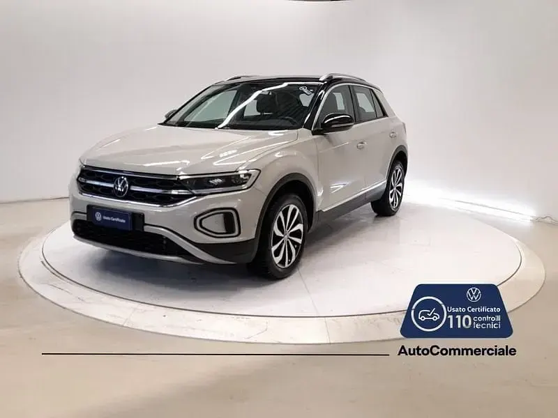 Usata VW T-Roc Style 150 CV (110 kW) 2023 Beige SUV