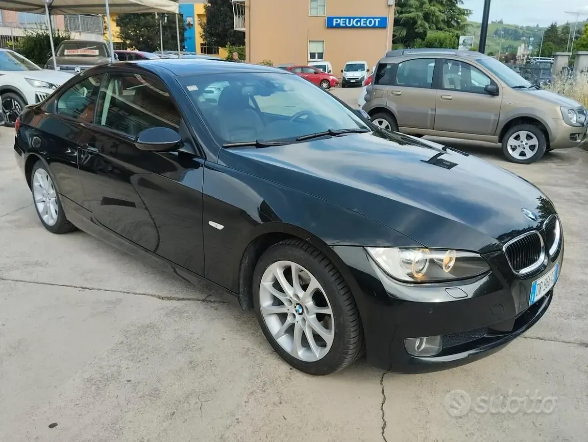 Usata BMW 320 177 CV (130 kW) 2008 Nero Coupé