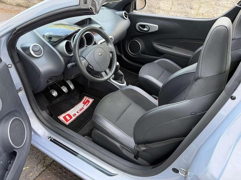 Usata Renault Wind 101 CV (74 kW) 2011 Blu/azzurro Cabrio
