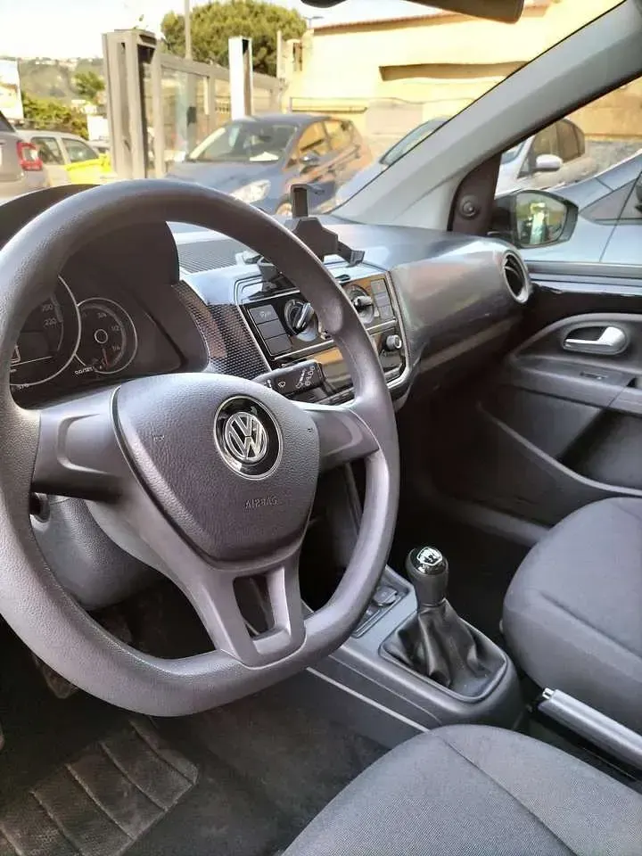 Usata VW up! Move 60 CV (44 kW) 2018 Nero Utilitaria