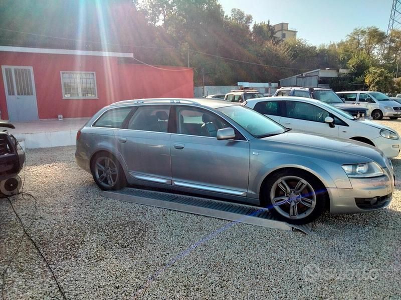 Usata Audi A6 Allroad Ambiente 240 CV (176 kW) 2009 Grigio Station wagon
