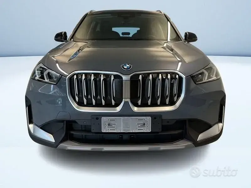 Usata BMW iX1 230 kW (313 CV) 2025 Grigio SUV