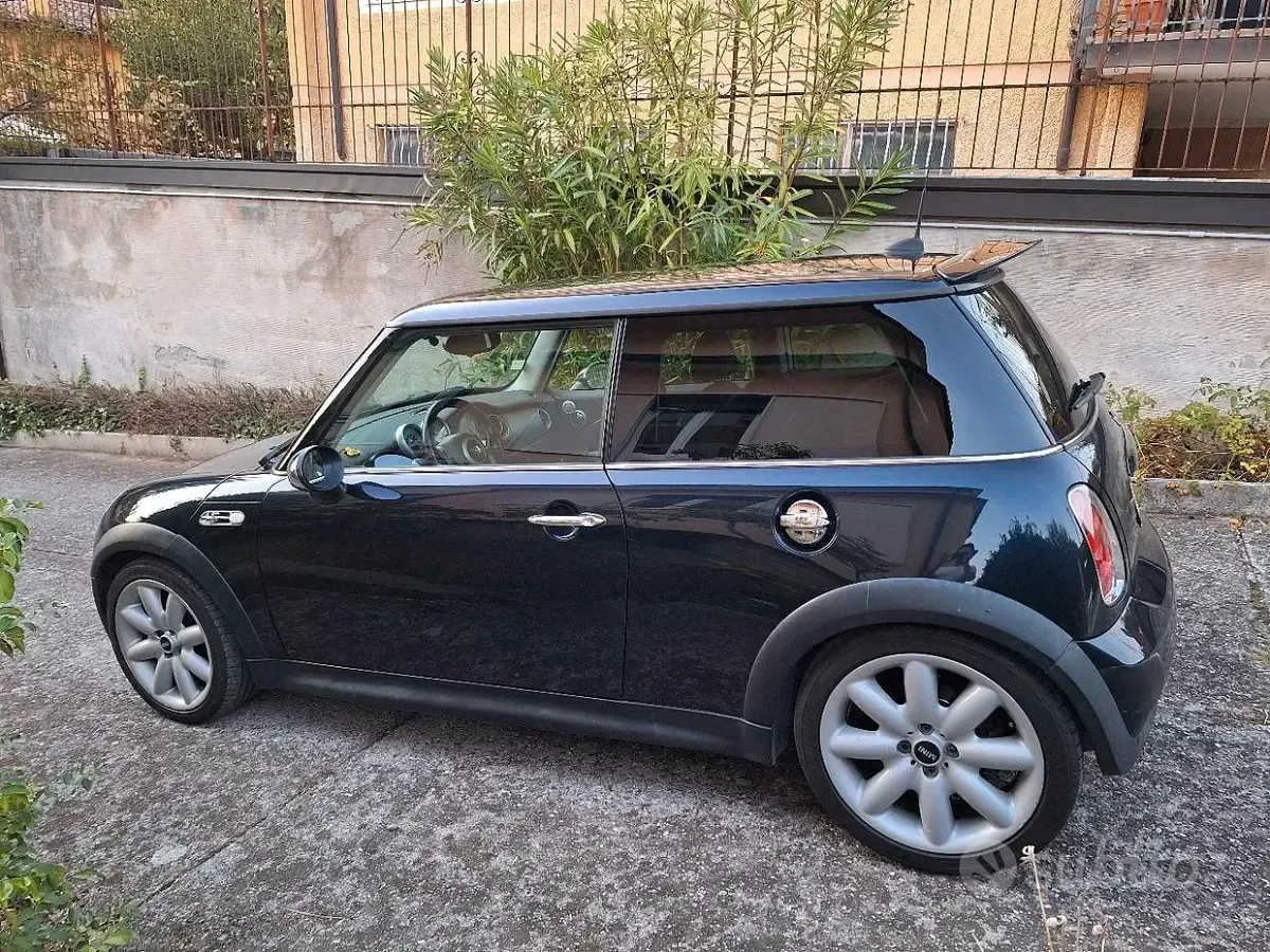 Usata Mini Cooper S 170 CV (125 kW) 2005 Bluazzurro Utilitaria