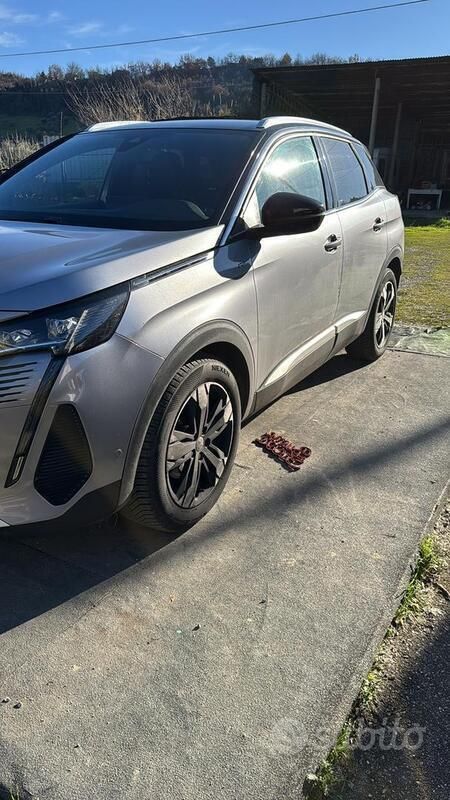Usata Peugeot 3008 177 CV (130 kW) 2023 Grigio SUV