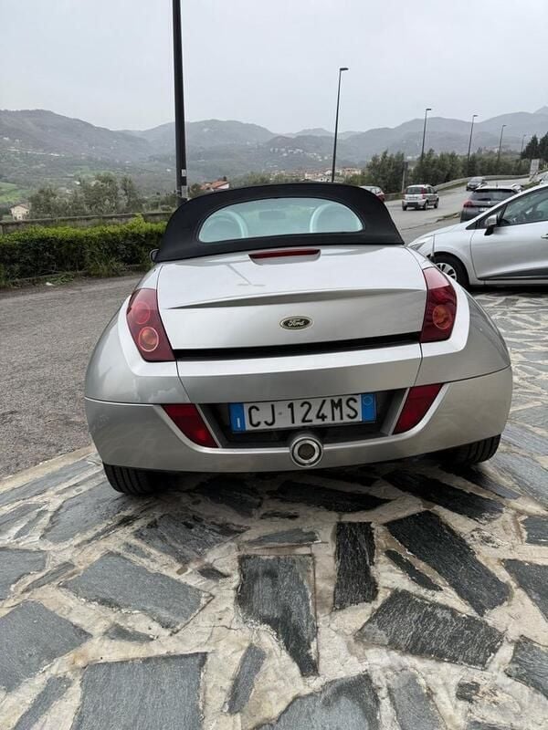 Usata Ford StreetKa 95 CV (69 kW) 2003 Grigio Cabrio
