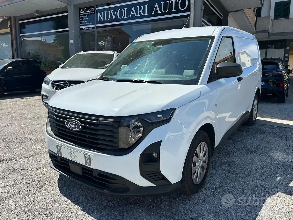 Usata Ford Transit 100 CV (73 kW) 2024 Bianco SUV
