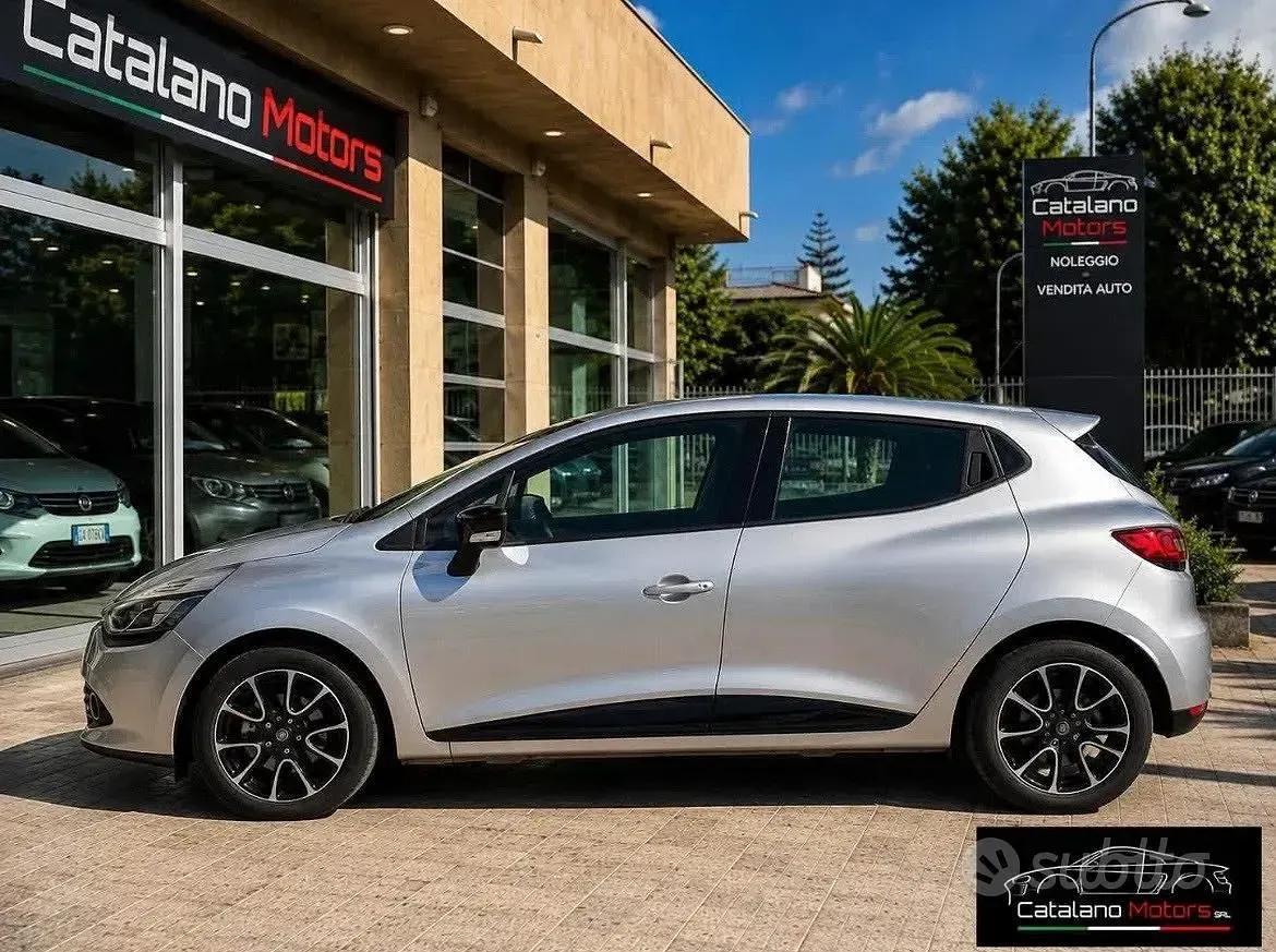 Usata Renault Clio IV 90 CV (66 kW) 2015 Grigio Berlina