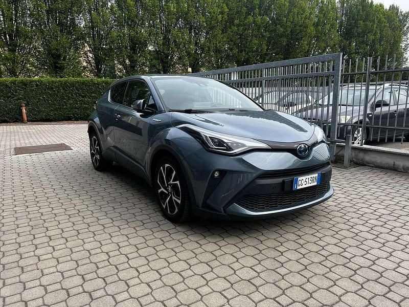 Usata Toyota C-HR Trend 98 CV (72 kW) 2021 Celestite grey SUV
