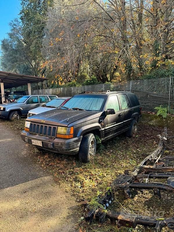 Usata Jeep Grand Cherokee Limited 1994 Grigio SUV