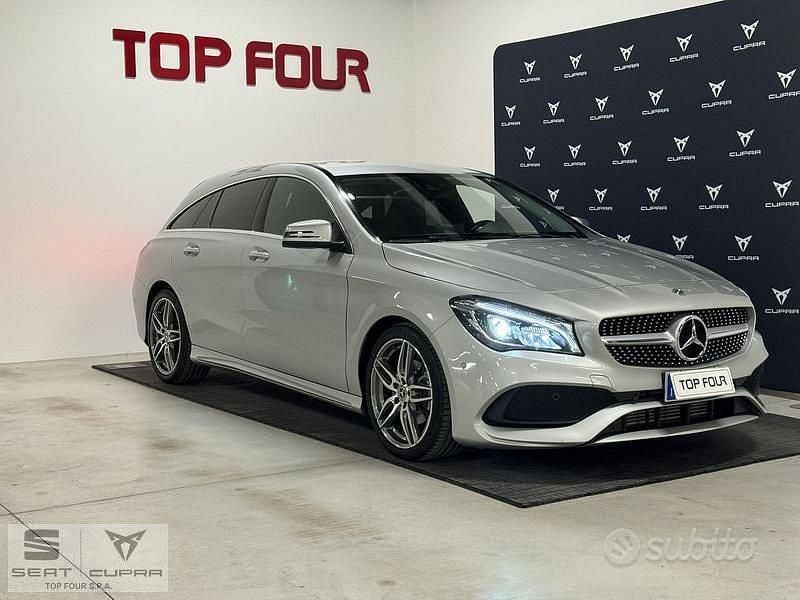 Argento Usata 2019 Mercedes CLA200 Premium Tre volumi | 24.900 € (Buon prezzo) - Immagine 1/4